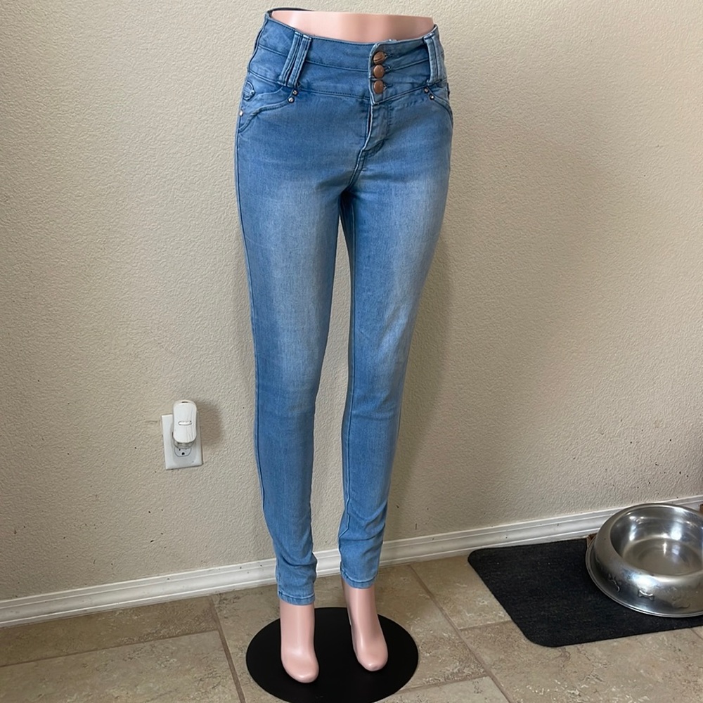 High waist booty lifting jeans